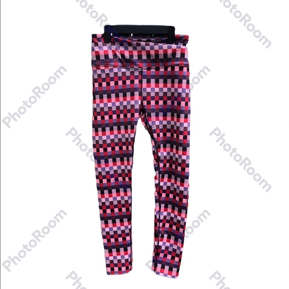 NWOT FREE PEOPLE PATTERN ACTIVE PANTS